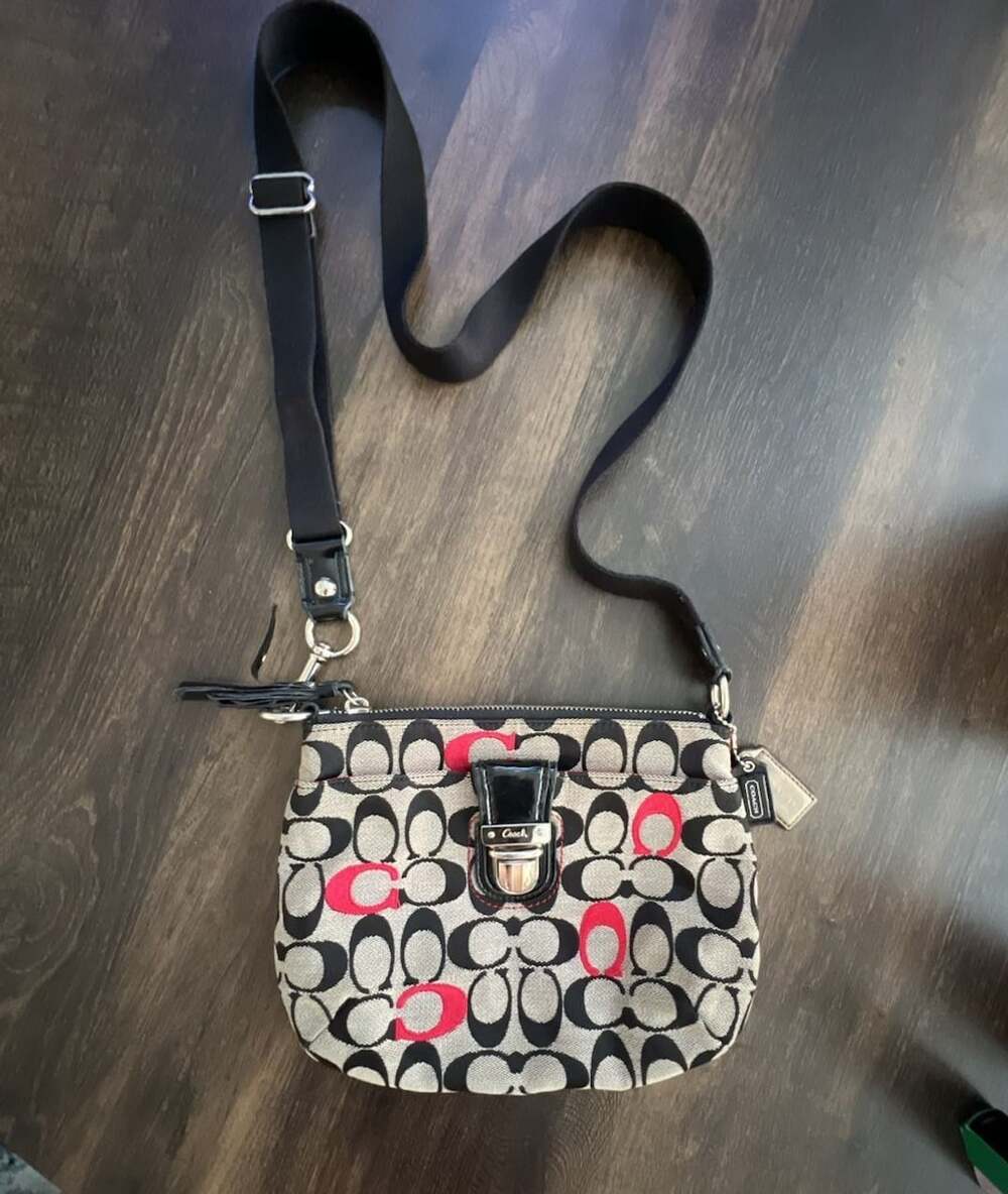 Coach Signature C Logo Crossbody Bag Black Gray Red Zip Detachable Strap